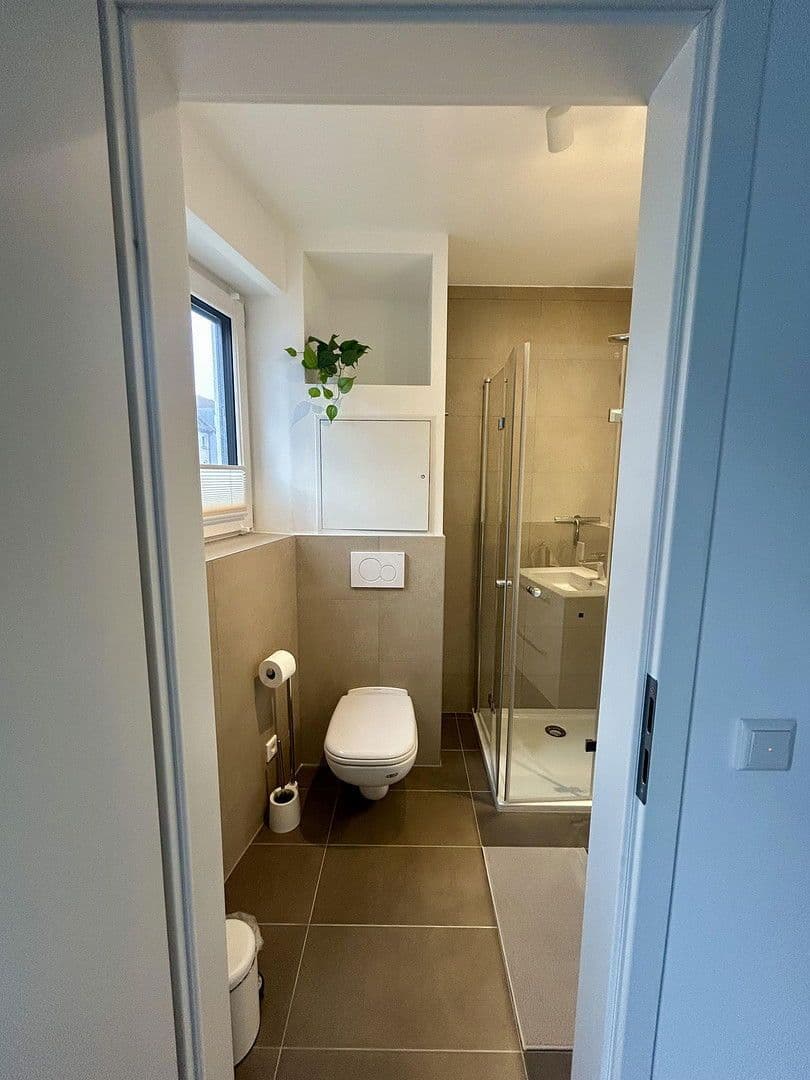 Pronájem bytu 1+kk 30 m², Mannheim, Bádensko-Württembersko Pronájem bytu 1+kk 30 m², Mannheim, Bádensko-Württembersko