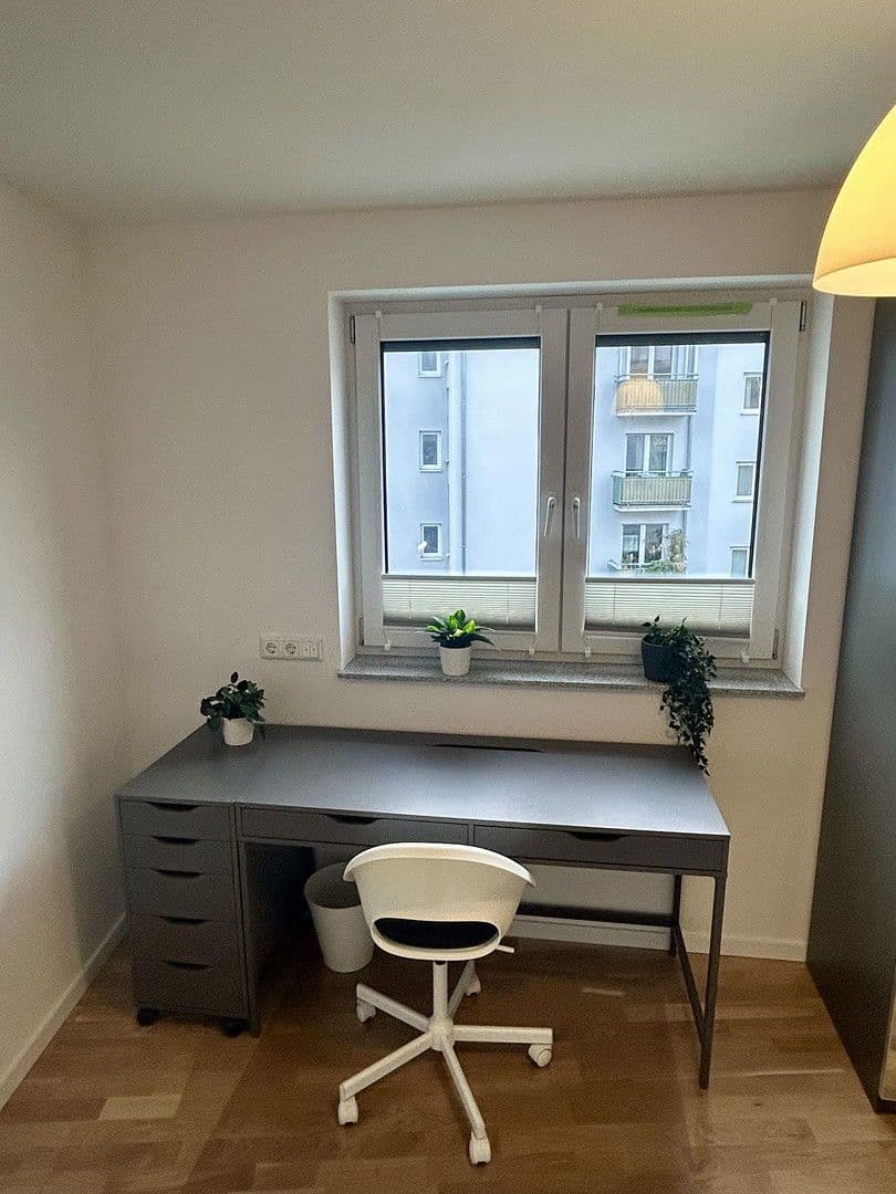Pronájem bytu 1+kk 30 m², Mannheim, Bádensko-Württembersko Pronájem bytu 1+kk 30 m², Mannheim, Bádensko-Württembersko