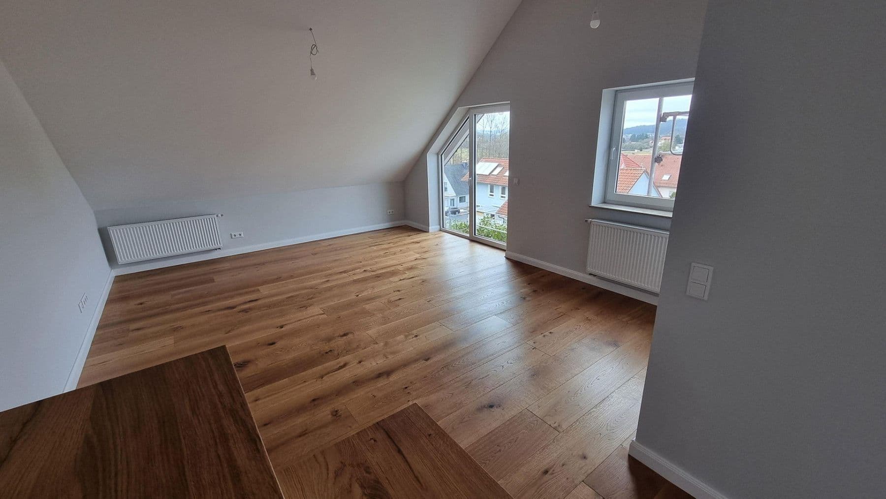 Pronájem bytu 3+1 86 m², Schlüchtern, Hessen Pronájem bytu 3+1 86 m², Schlüchtern, Hessen