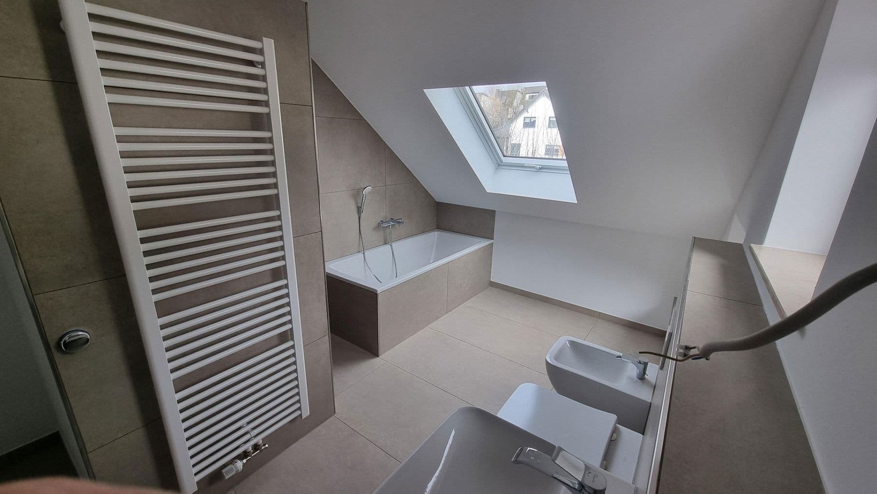 Pronájem bytu 3+1 86 m², Schlüchtern, Hessen Pronájem bytu 3+1 86 m², Schlüchtern, Hessen