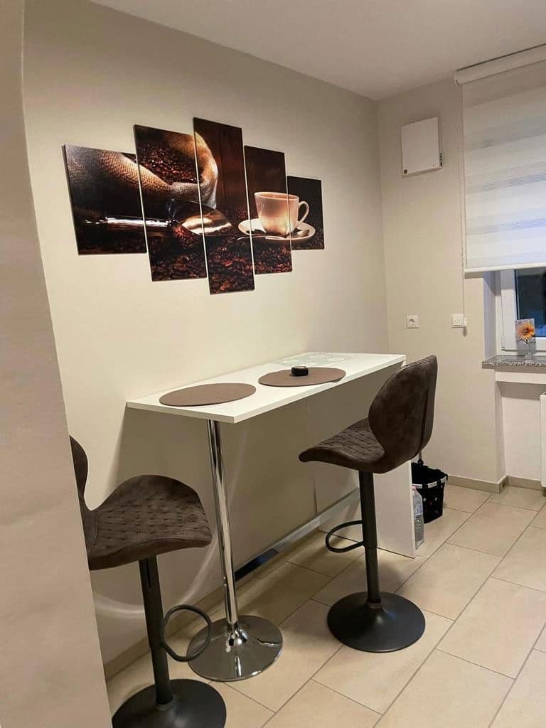 Pronájem bytu 2+kk 60 m², Wiesenweg 14, Schwalbach am Taunus, Hessen Pronájem bytu 2+kk 60 m², Wiesenweg 14, Schwalbach am Taunus, Hessen