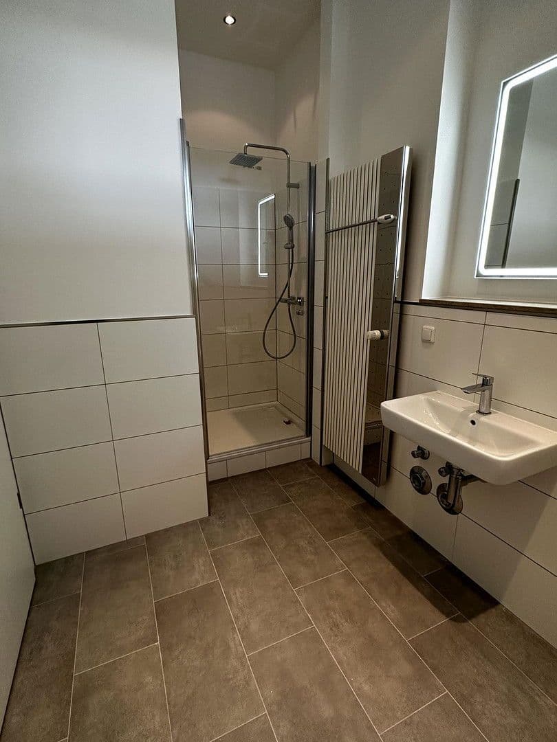 Pronájem bytu 2+1 64 m², Kleiner Werder 12, Magdeburg, Sasko-Anhaltsko Pronájem bytu 2+1 64 m², Kleiner Werder 12, Magdeburg, Sasko-Anhaltsko