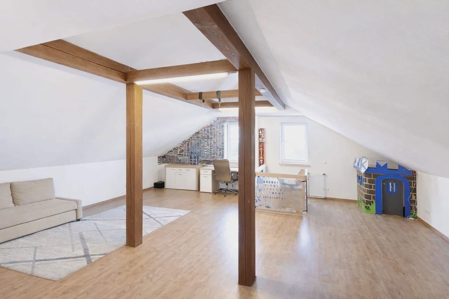 Prodej bytu 3+1 120 m², Zeitlarn, Bavorsko Prodej bytu 3+1 120 m², Zeitlarn, Bavorsko