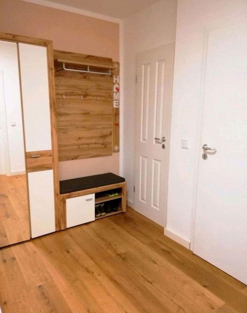 Prodej bytu 3+1 120 m², Zeitlarn, Bavorsko Prodej bytu 3+1 120 m², Zeitlarn, Bavorsko