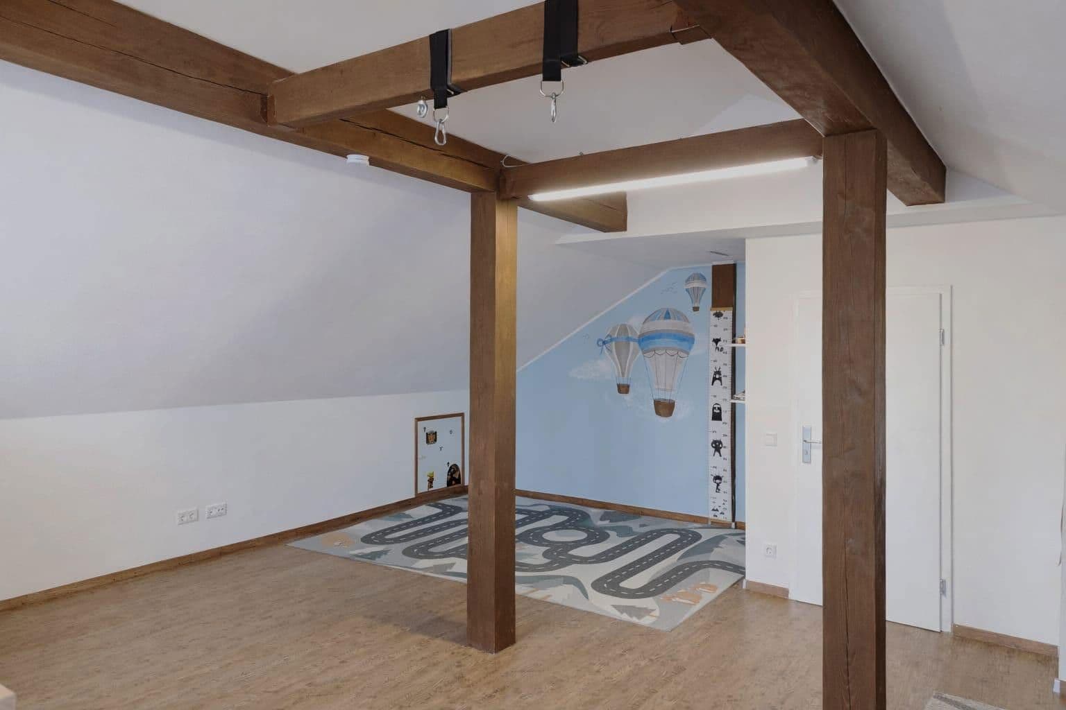 Prodej bytu 3+1 120 m², Zeitlarn, Bavorsko Prodej bytu 3+1 120 m², Zeitlarn, Bavorsko