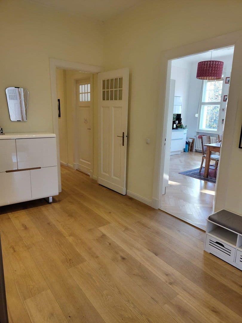 Prodej bytu 6+1 193 m², Berlin, Berlín Prodej bytu 6+1 193 m², Berlin, Berlín