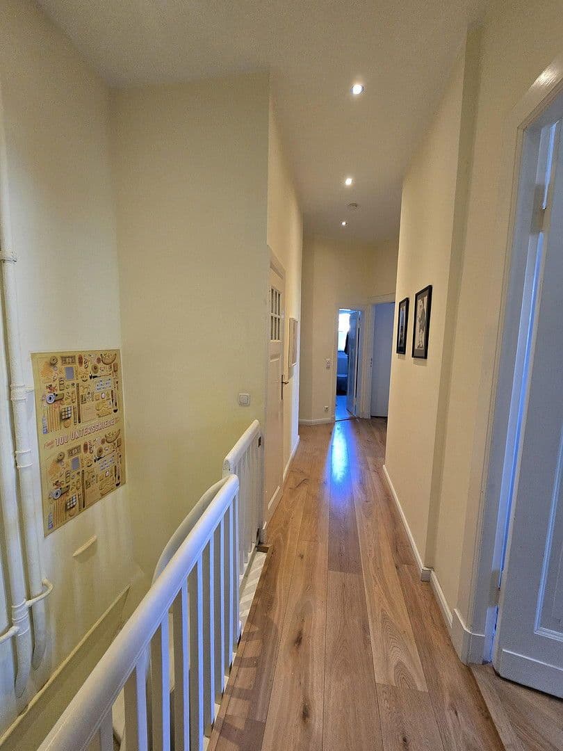 Prodej bytu 6+1 193 m², Berlin, Berlín Prodej bytu 6+1 193 m², Berlin, Berlín