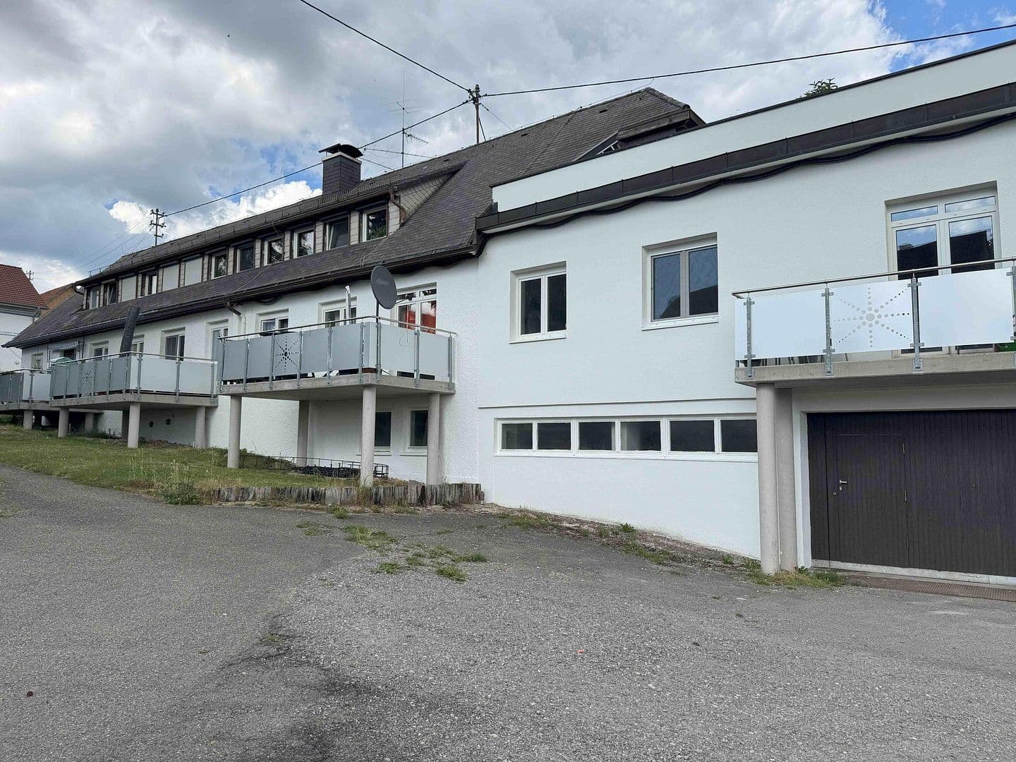 Prodej domu 625 m², pozemek 1.261 m², Löffingen, Bádensko-Württembersko Prodej domu 625 m², pozemek 1.261 m², Löffingen, Bádensko-Württembersko