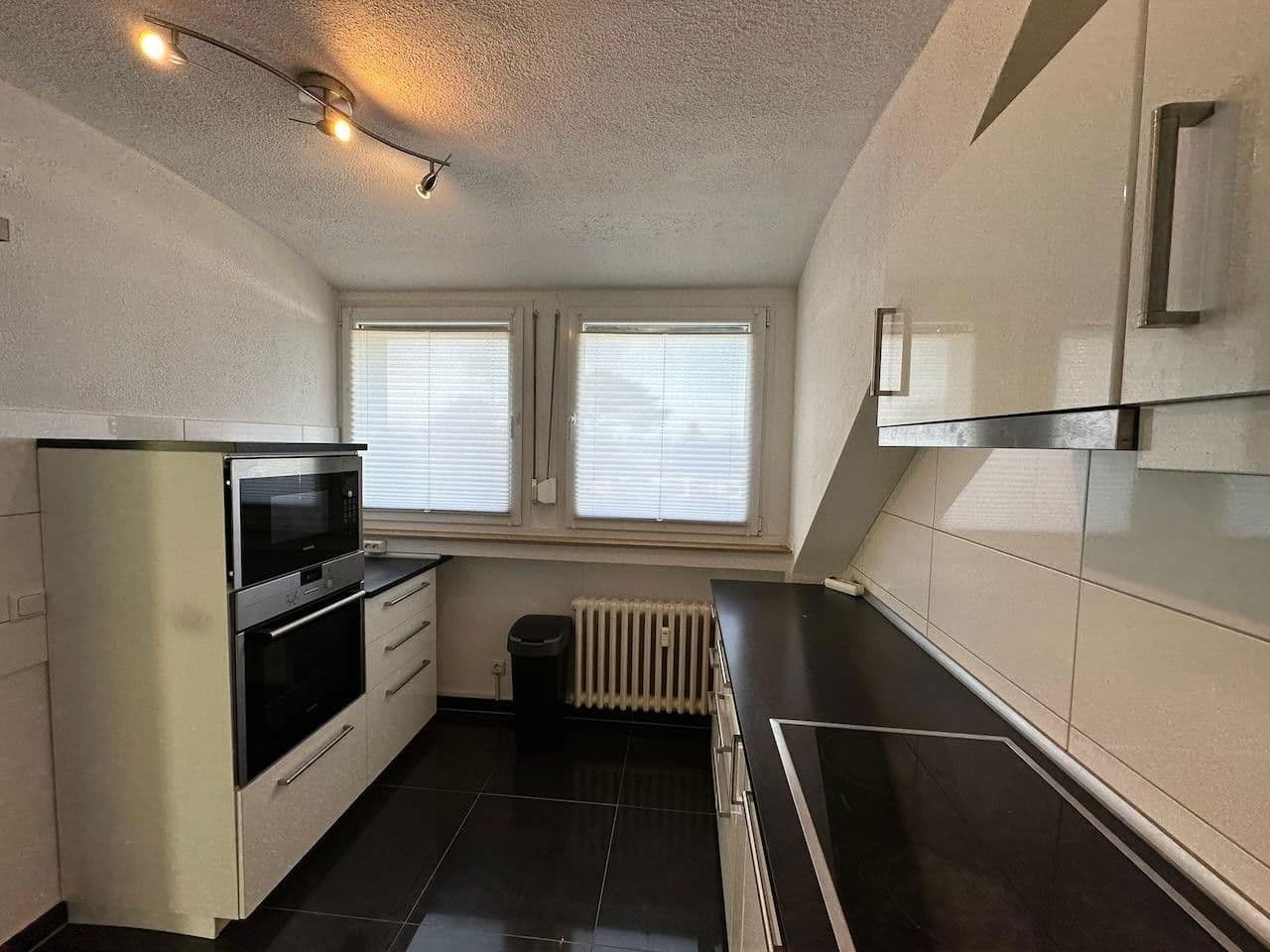 Prodej bytu 3+1 95 m², Kaarst, Severní Porýní-Vestfálsko Prodej bytu 3+1 95 m², Kaarst, Severní Porýní-Vestfálsko