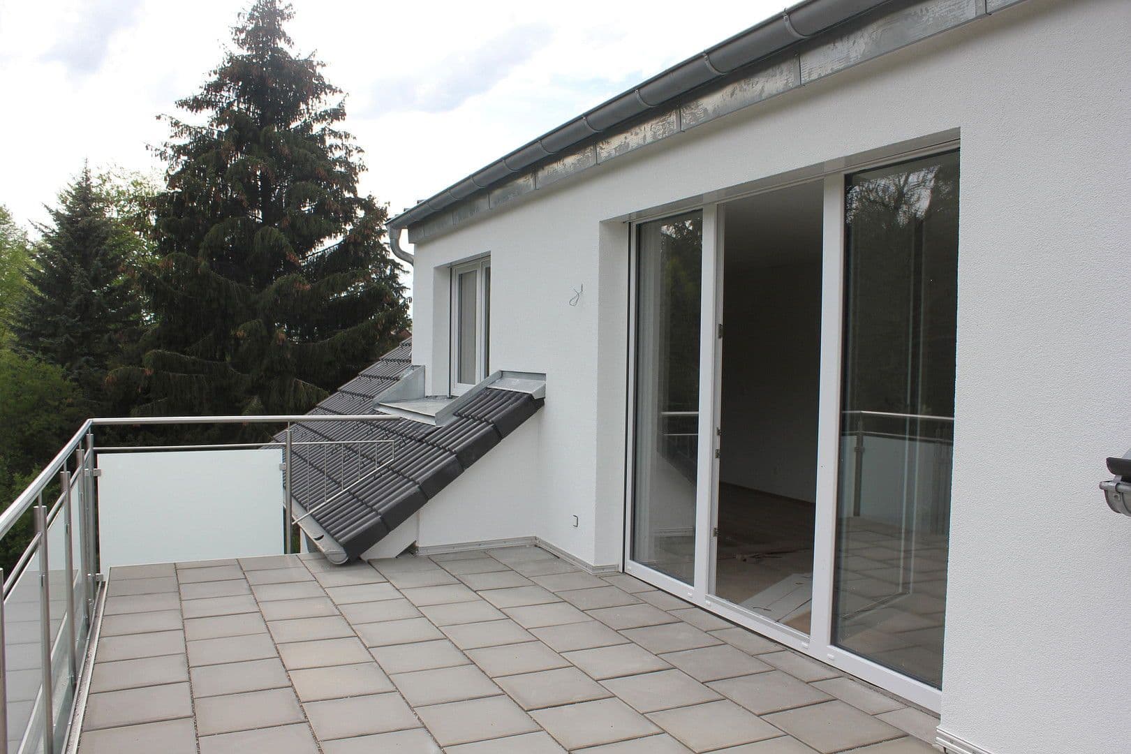 Pronájem bytu 4+1 108 m², Oberer Kirchweg 16, Badenweiler, Bádensko-Württembersko Pronájem bytu 4+1 108 m², Oberer Kirchweg 16, Badenweiler, Bádensko-Württembersko