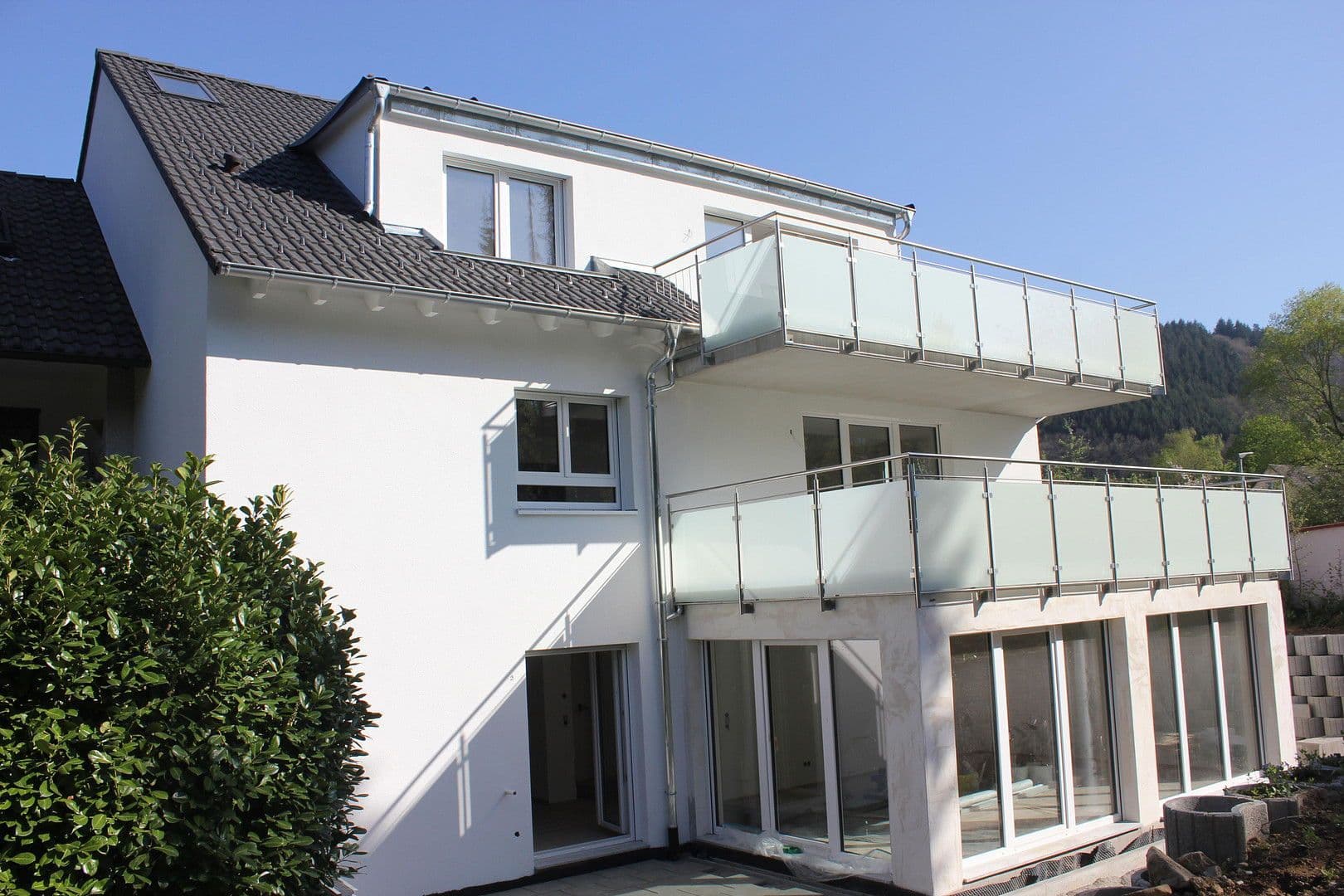 Pronájem bytu 4+1 108 m², Oberer Kirchweg 16, Badenweiler, Bádensko-Württembersko Pronájem bytu 4+1 108 m², Oberer Kirchweg 16, Badenweiler, Bádensko-Württembersko