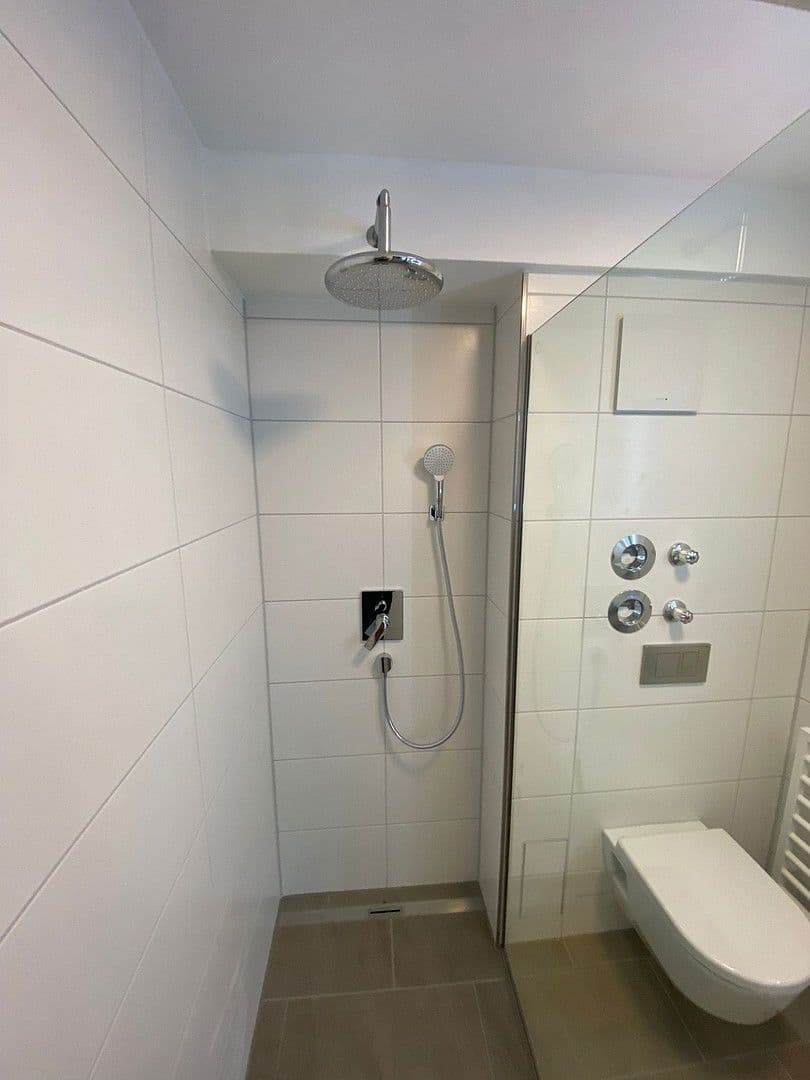 Pronájem bytu 2+1 46 m², Jakobstrasse, Nürtingen, Bádensko-Württembersko Pronájem bytu 2+1 46 m², Jakobstrasse, Nürtingen, Bádensko-Württembersko