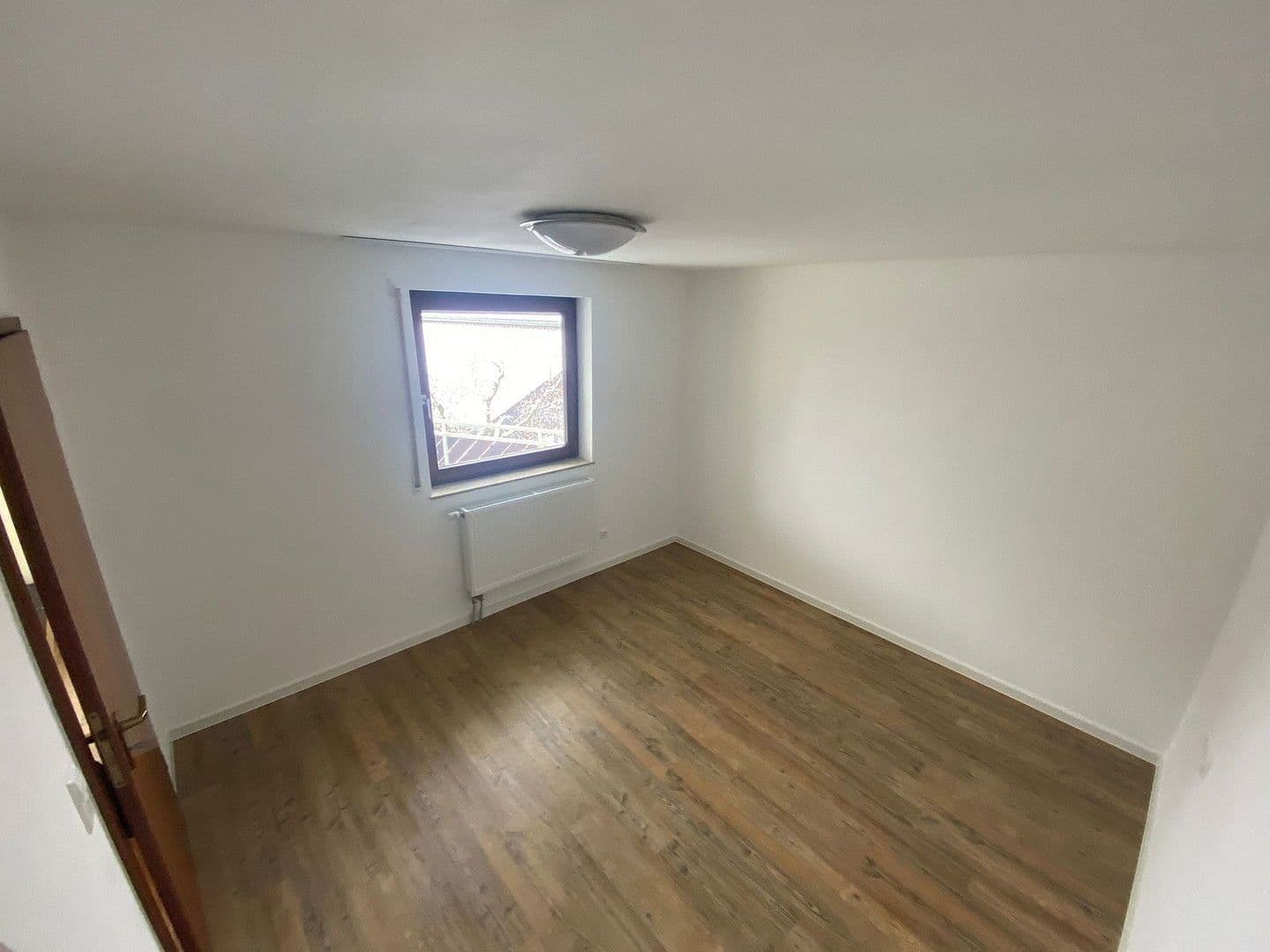 Pronájem bytu 2+1 46 m², Jakobstrasse, Nürtingen, Bádensko-Württembersko Pronájem bytu 2+1 46 m², Jakobstrasse, Nürtingen, Bádensko-Württembersko