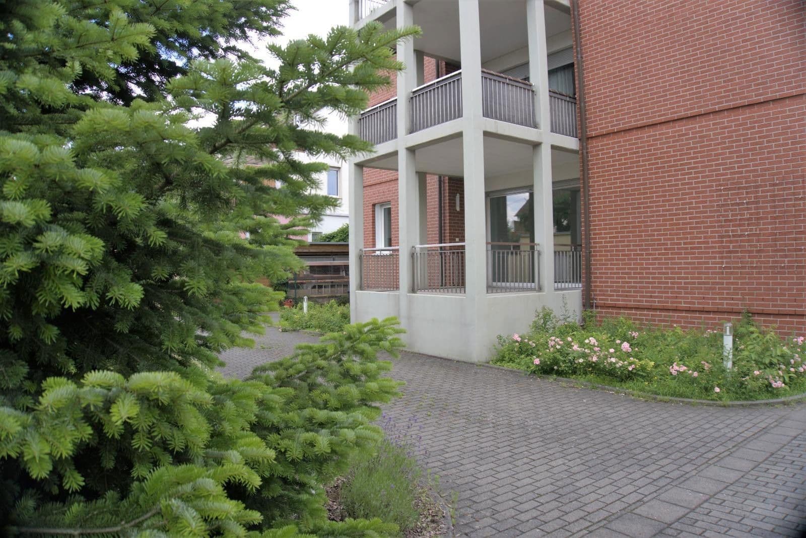 Pronájem bytu 4+1 125 m², Frankfurt/ Sindlingen, Hessen Pronájem bytu 4+1 125 m², Frankfurt/ Sindlingen, Hessen