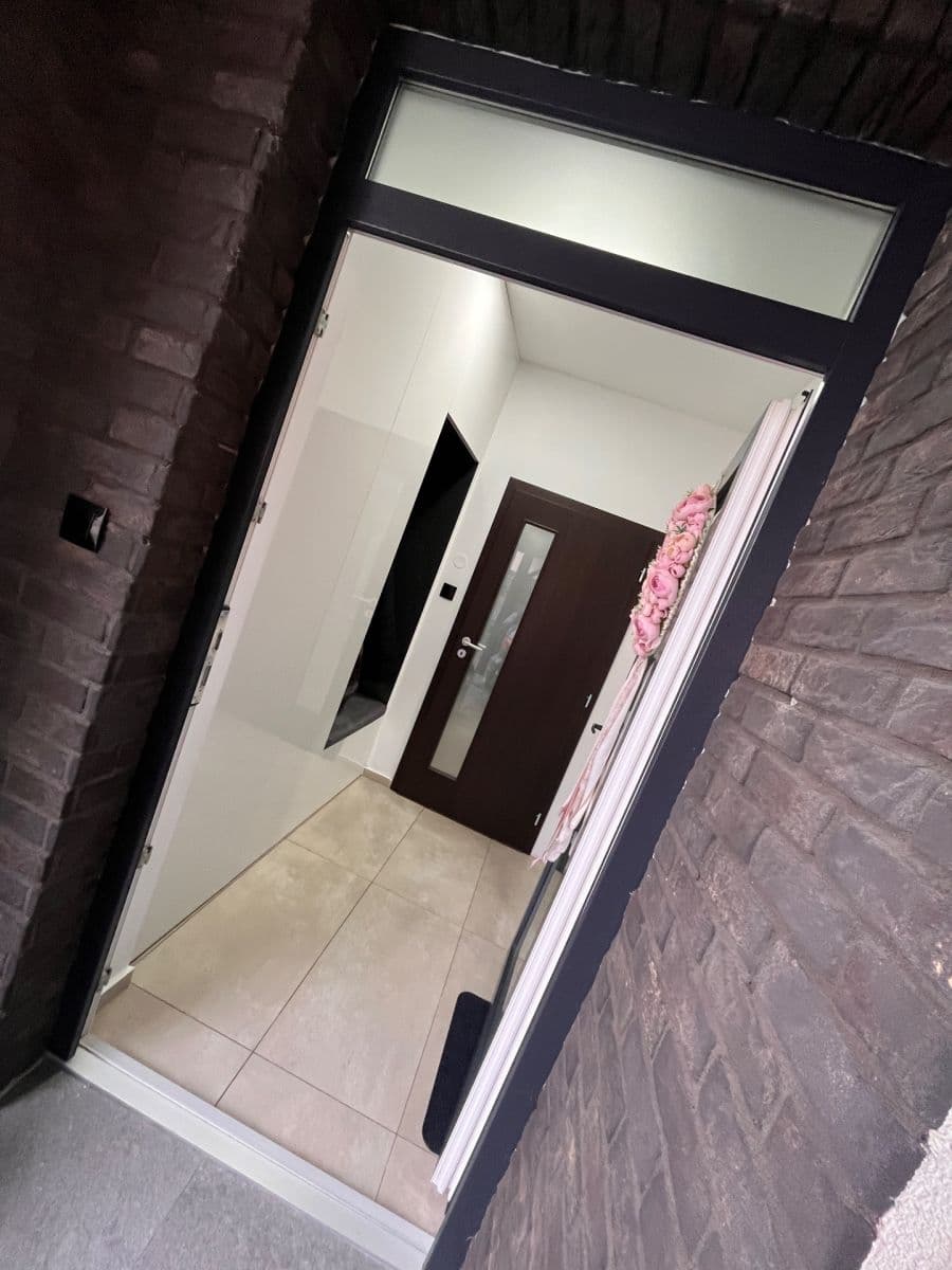 Prodej domu 140 m², pozemek 1.255 m², Orechová Potôň, Trnavský kraj Prodej domu 140 m², pozemek 1.255 m², Orechová Potôň, Trnavský kraj