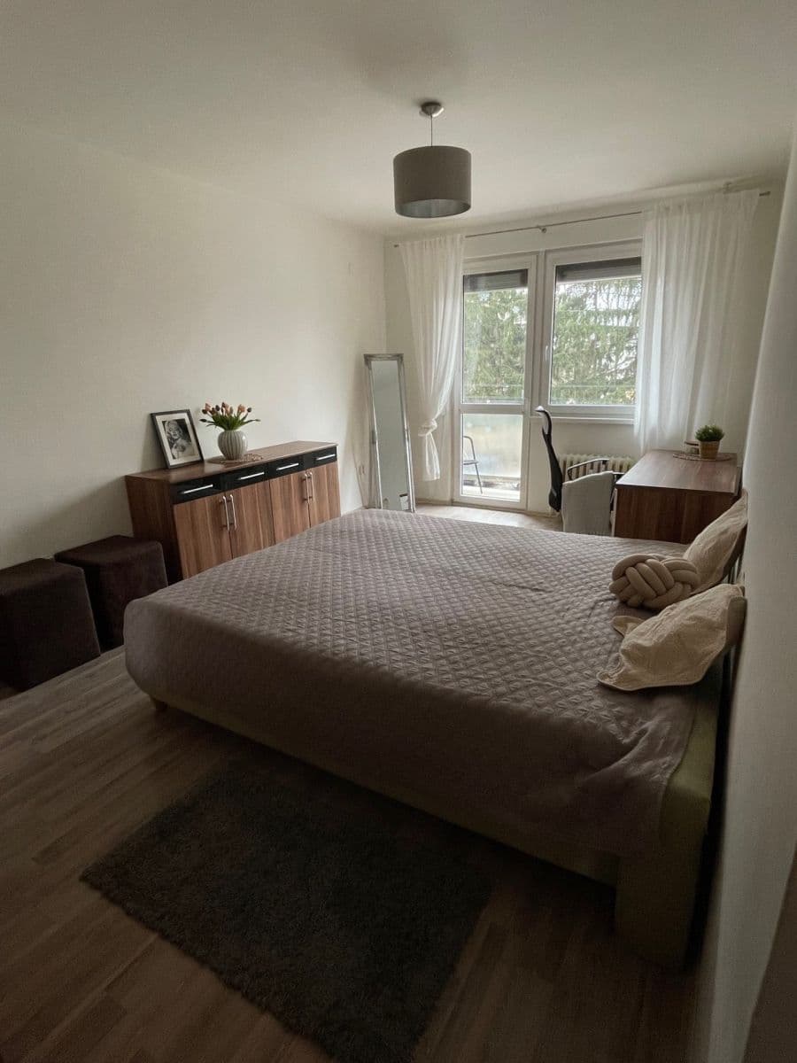 Pronájem bytu 2+kk 58 m², Pospíšilova, Hradec Králové, Královéhradecký kraj Pronájem bytu 2+kk 58 m², Pospíšilova, Hradec Králové, Královéhradecký kraj