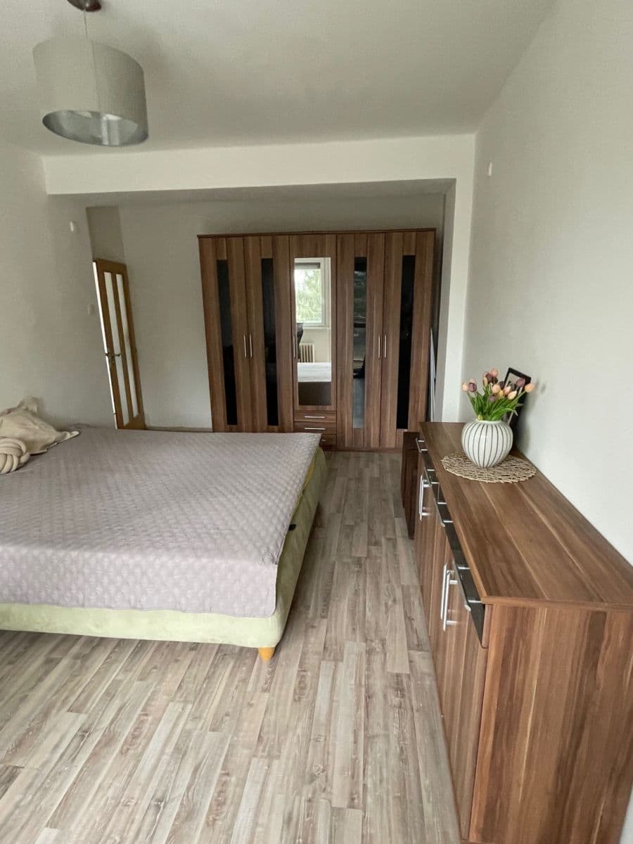 Pronájem bytu 2+kk 58 m², Pospíšilova, Hradec Králové, Královéhradecký kraj Pronájem bytu 2+kk 58 m², Pospíšilova, Hradec Králové, Královéhradecký kraj