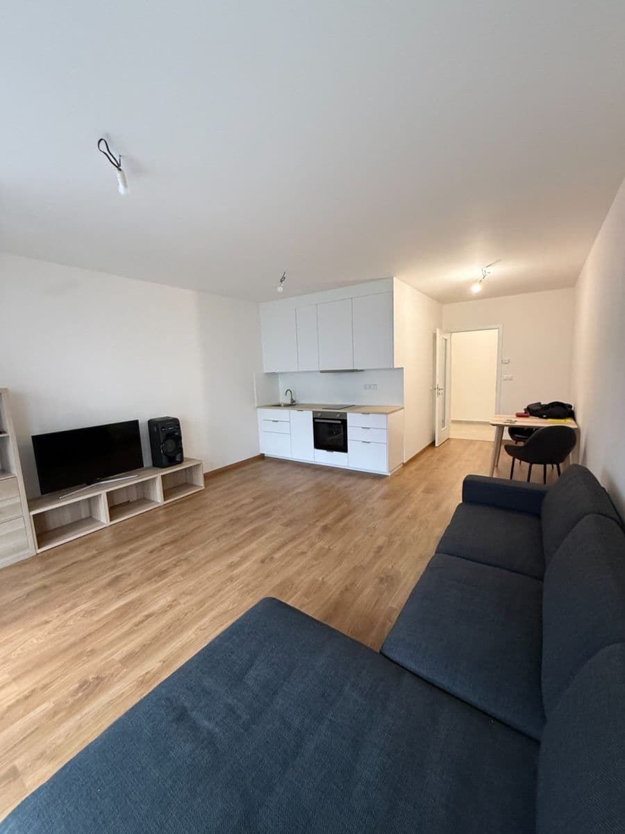 Pronájem bytu 2+kk 60 m², Měchnovská, Praha, Praha Pronájem bytu 2+kk 60 m², Měchnovská, Praha, Praha