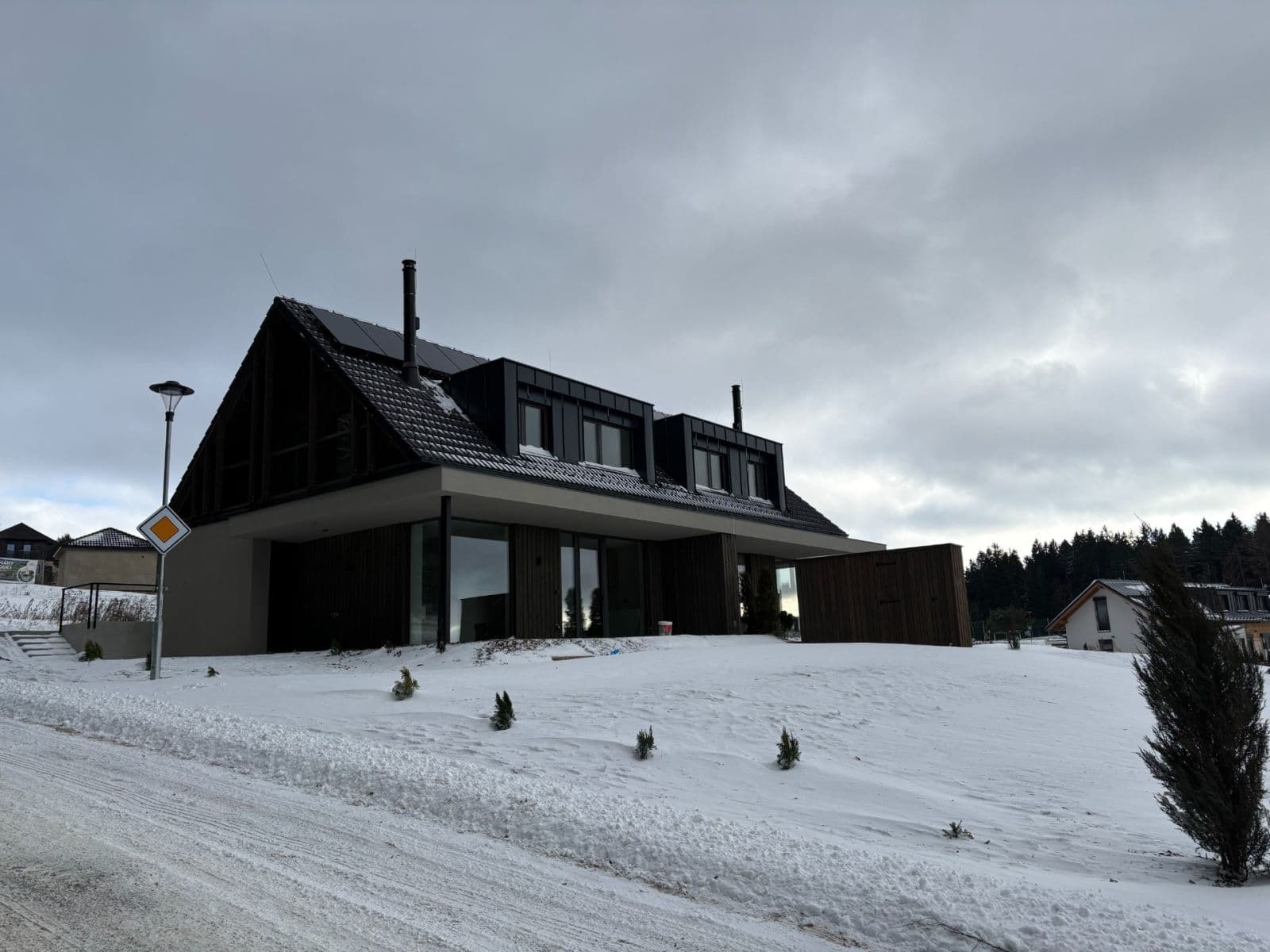Prodej pozemku 536 m², Lipno nad Vltavou, Jihočeský kraj Prodej pozemku 536 m², Lipno nad Vltavou, Jihočeský kraj