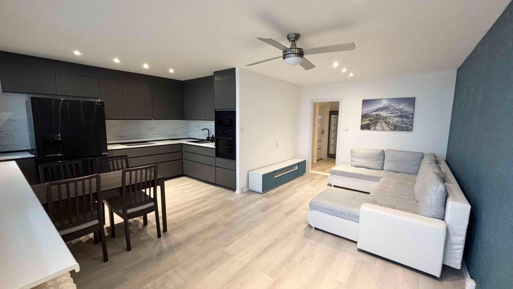 Pronájem bytu 3+kk 70 m², Jablonecká, Praha, Praha Pronájem bytu 3+kk 70 m², Jablonecká, Praha, Praha