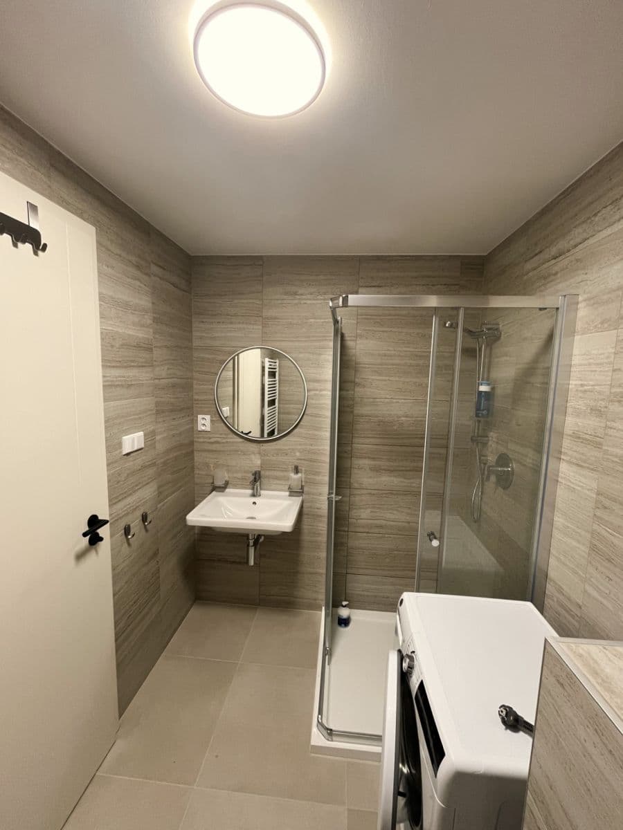 Pronájem bytu 1+kk 39 m², třída Generála Píky, Brno, Jihomoravský kraj Pronájem bytu 1+kk 39 m², třída Generála Píky, Brno, Jihomoravský kraj