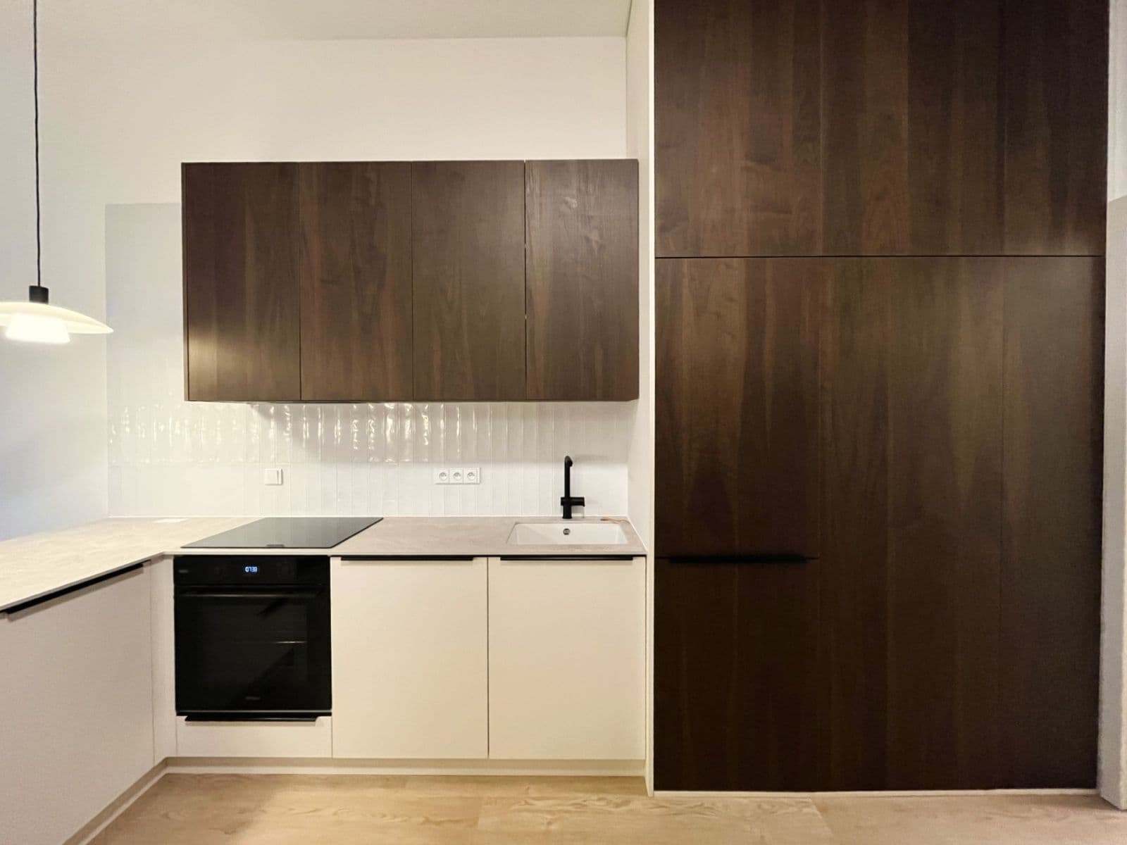 Pronájem bytu 1+kk 39 m², třída Generála Píky, Brno, Jihomoravský kraj Pronájem bytu 1+kk 39 m², třída Generála Píky, Brno, Jihomoravský kraj