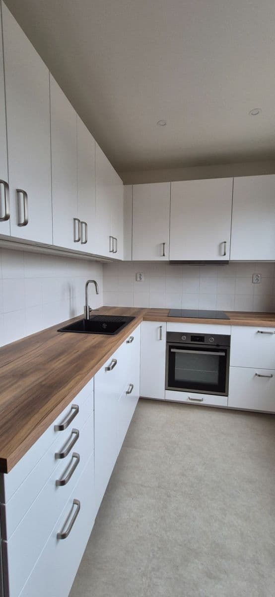 Pronájem bytu 2+1 52 m², Jahodová, Praha, Praha Pronájem bytu 2+1 52 m², Jahodová, Praha, Praha