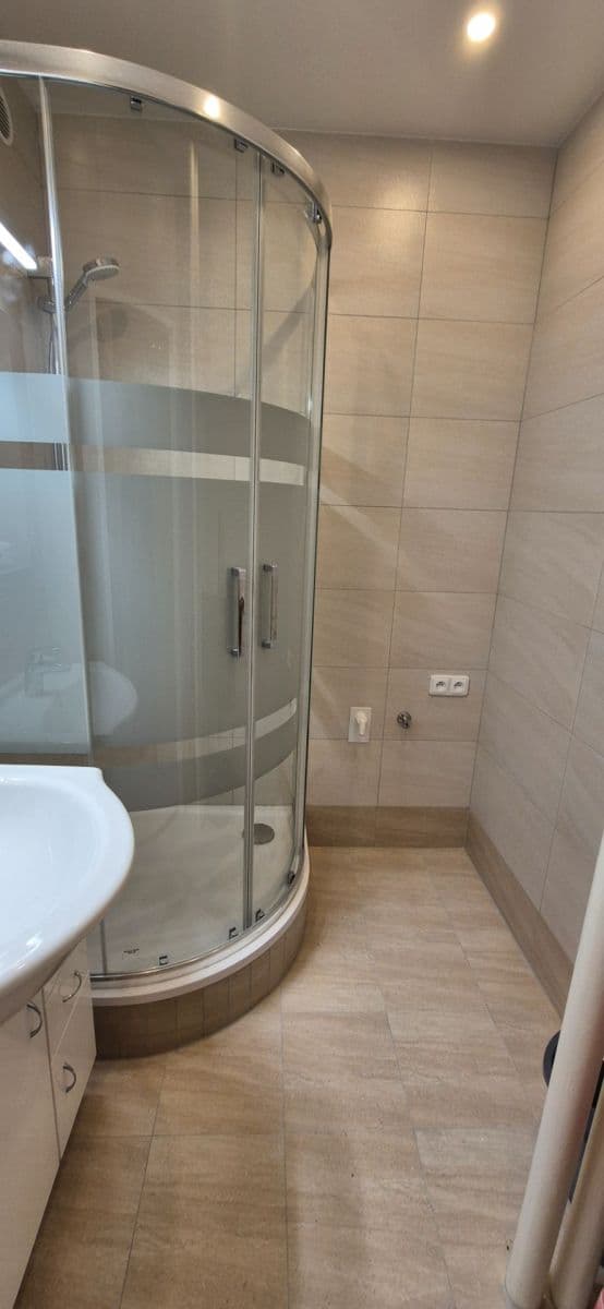 Pronájem bytu 2+1 52 m², Jahodová, Praha, Praha Pronájem bytu 2+1 52 m², Jahodová, Praha, Praha