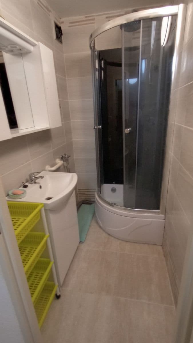 Prodej bytu 1+1 30 m², Matúškova, Praha, Praha Prodej bytu 1+1 30 m², Matúškova, Praha, Praha