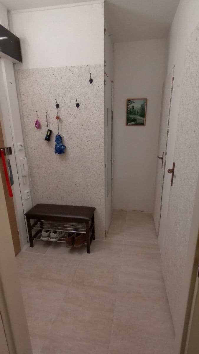 Prodej bytu 1+1 30 m², Matúškova, Praha, Praha Prodej bytu 1+1 30 m², Matúškova, Praha, Praha