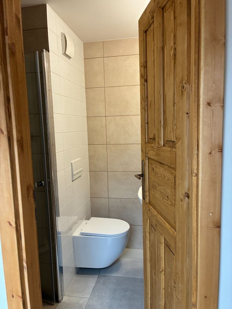 Pronájem bytu 1+kk 32 m², Za Mlýnem, Hostivice, Středočeský kraj Pronájem bytu 1+kk 32 m², Za Mlýnem, Hostivice, Středočeský kraj