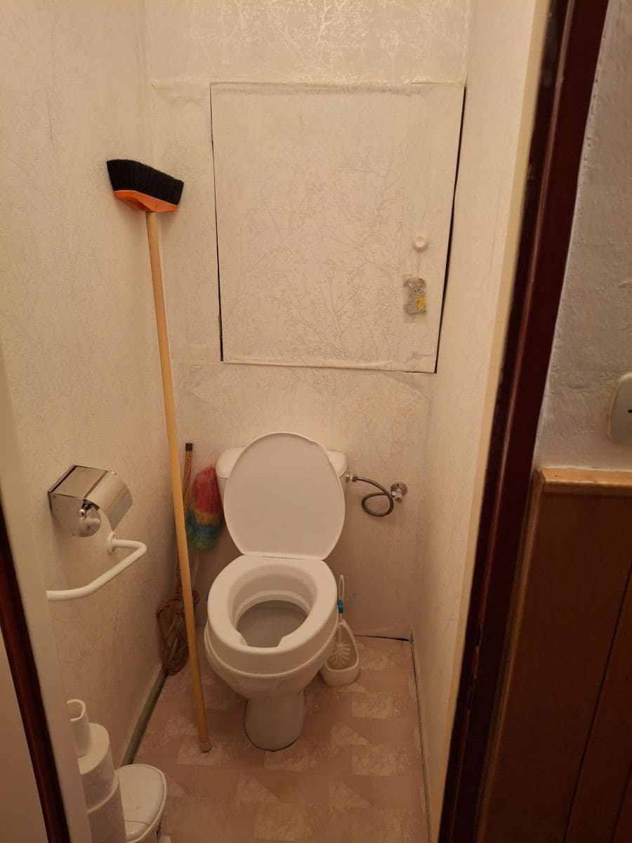 Prodej bytu 3+1 60 m², Vráž, Jihočeský kraj Prodej bytu 3+1 60 m², Vráž, Jihočeský kraj