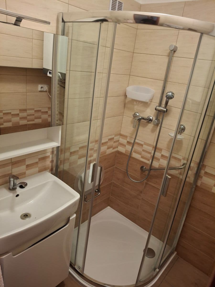 Prodej bytu 3+1 60 m², Vráž, Jihočeský kraj Prodej bytu 3+1 60 m², Vráž, Jihočeský kraj