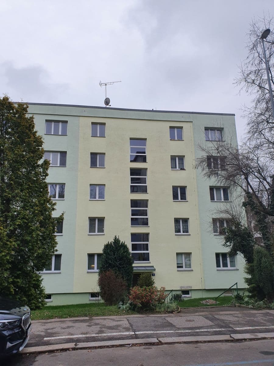 Pronájem bytu 2+1 58 m², K Lučinám, Praha, Praha Pronájem bytu 2+1 58 m², K Lučinám, Praha, Praha