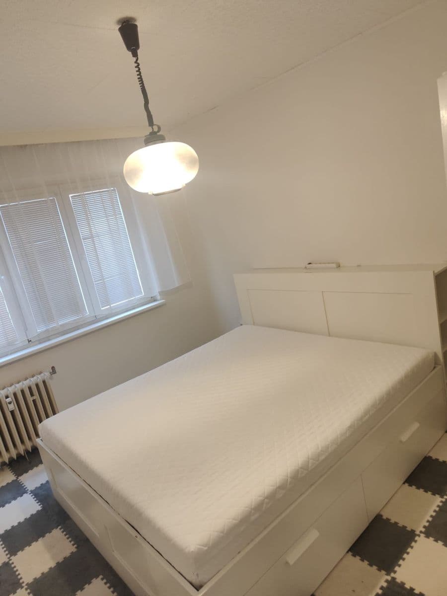 Pronájem bytu 2+1 58 m², K Lučinám, Praha, Praha Pronájem bytu 2+1 58 m², K Lučinám, Praha, Praha