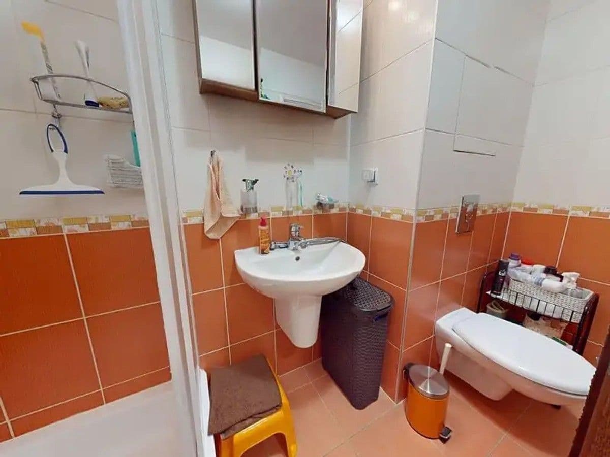 Pronájem bytu 1+kk 39 m², Jateční, Karlovy Vary, Karlovarský kraj Pronájem bytu 1+kk 39 m², Jateční, Karlovy Vary, Karlovarský kraj