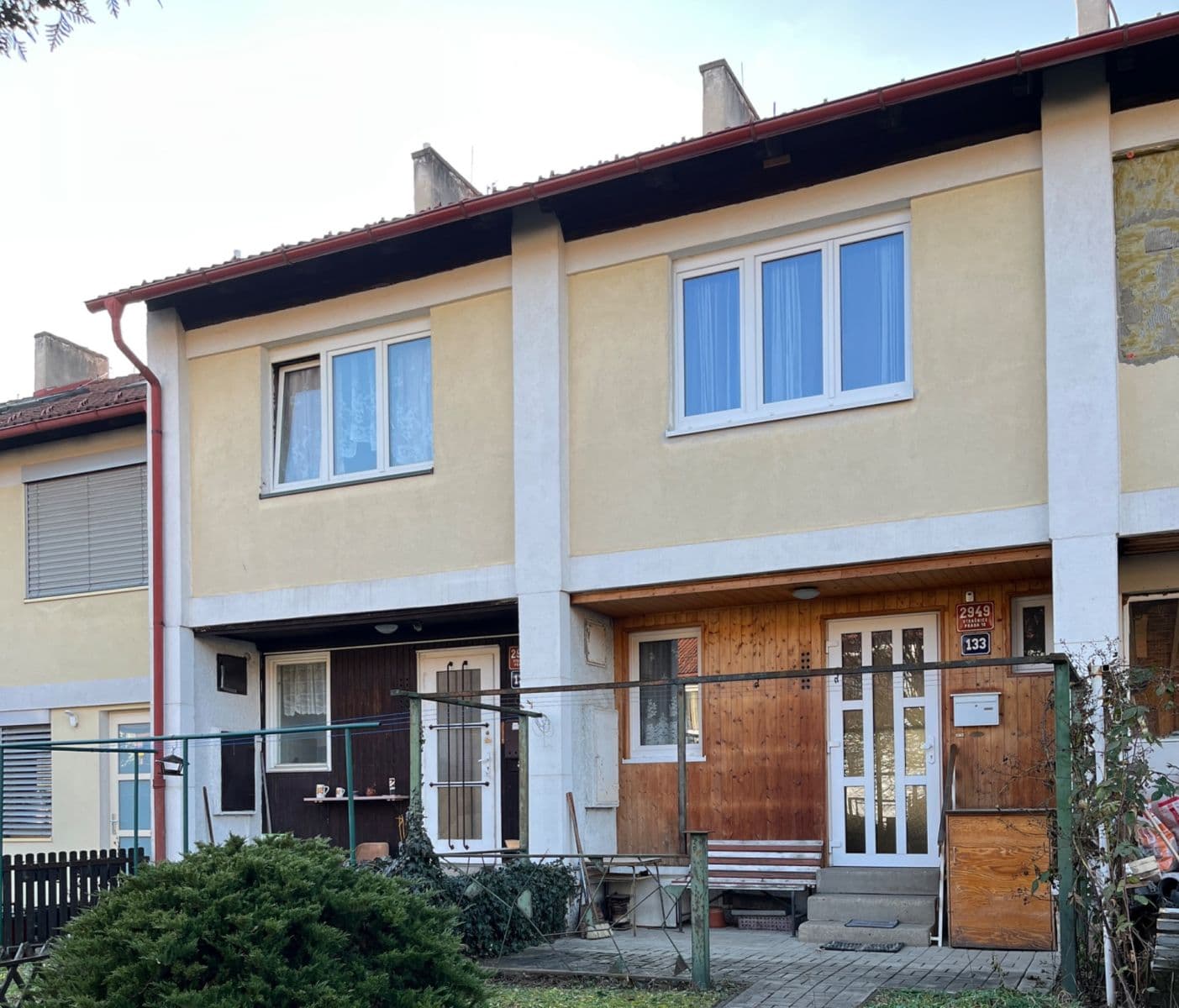 Prodej domu 130 m², pozemek 100 m², Brigádníků, Praha, Praha Prodej domu 130 m², pozemek 100 m², Brigádníků, Praha, Praha