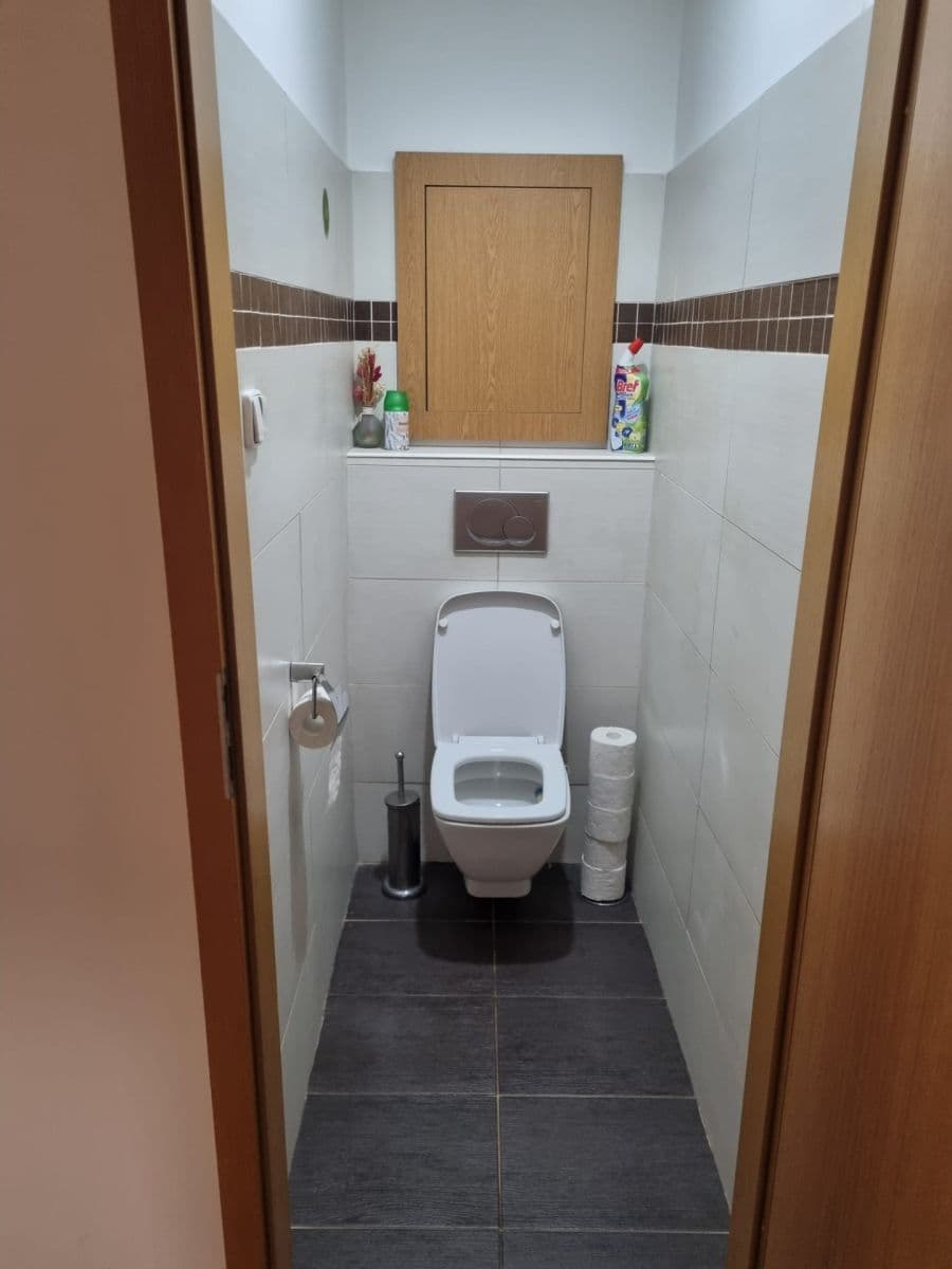 Prodej bytu 2+1 73 m², Basilejské náměstí, Praha, Praha Prodej bytu 2+1 73 m², Basilejské náměstí, Praha, Praha