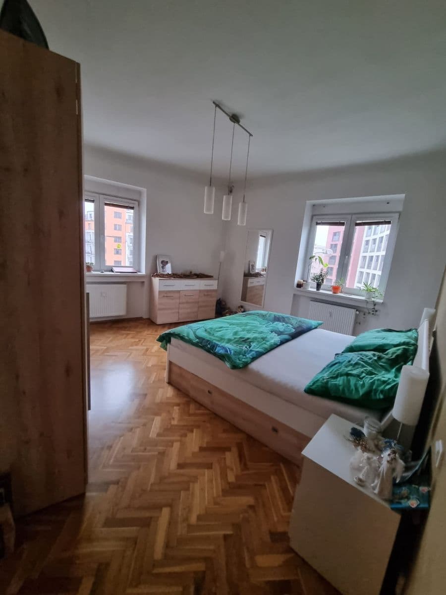 Prodej bytu 2+1 73 m², Basilejské náměstí, Praha, Praha Prodej bytu 2+1 73 m², Basilejské náměstí, Praha, Praha