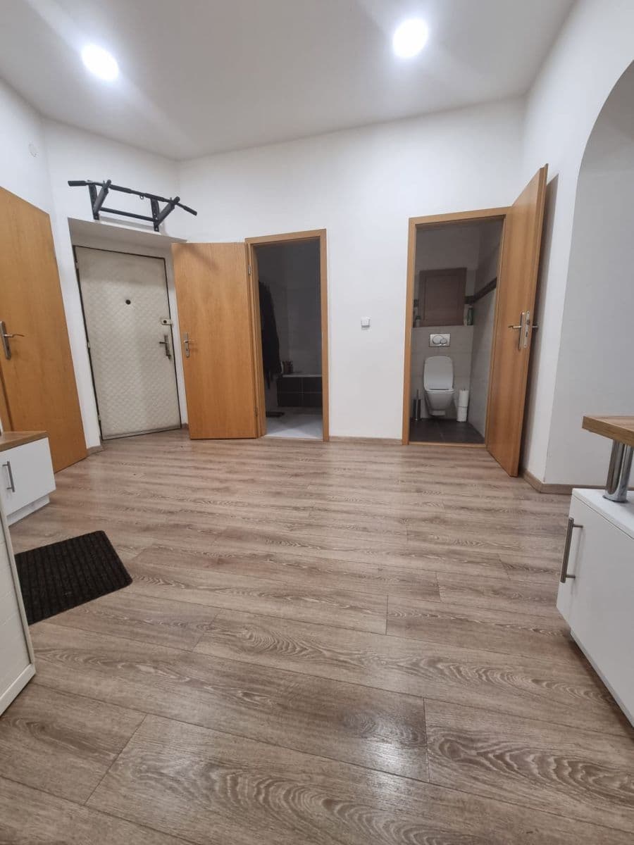 Prodej bytu 2+1 73 m², Basilejské náměstí, Praha, Praha Prodej bytu 2+1 73 m², Basilejské náměstí, Praha, Praha