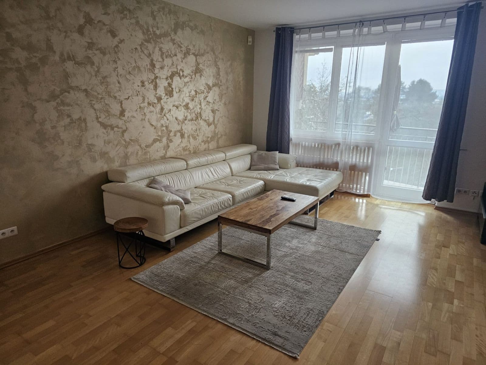 Pronájem bytu 2+1 82 m², U Zvonařky, Praha, Praha Pronájem bytu 2+1 82 m², U Zvonařky, Praha, Praha