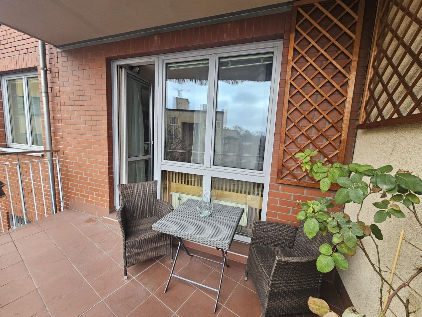 Pronájem bytu 2+1 82 m², U Zvonařky, Praha, Praha Pronájem bytu 2+1 82 m², U Zvonařky, Praha, Praha