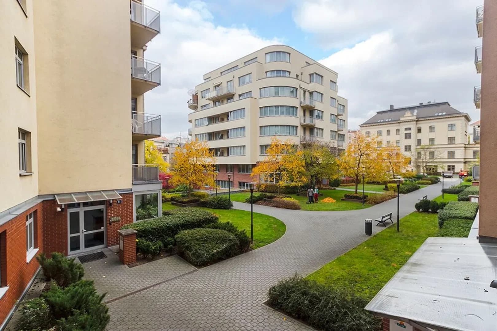 Pronájem bytu 2+1 82 m², U Zvonařky, Praha, Praha Pronájem bytu 2+1 82 m², U Zvonařky, Praha, Praha