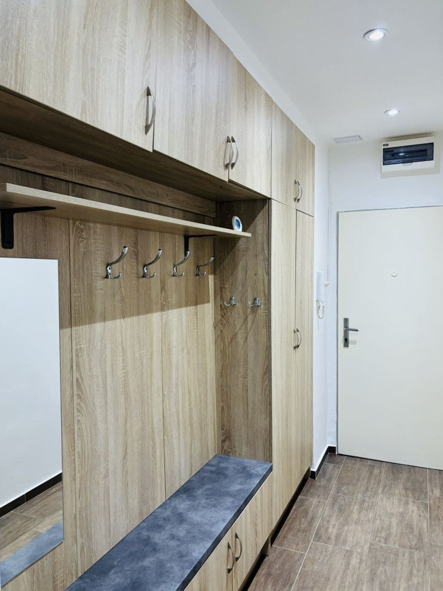 Prodej bytu 2+kk 53 m², Dobšická, Praha, Praha Prodej bytu 2+kk 53 m², Dobšická, Praha, Praha