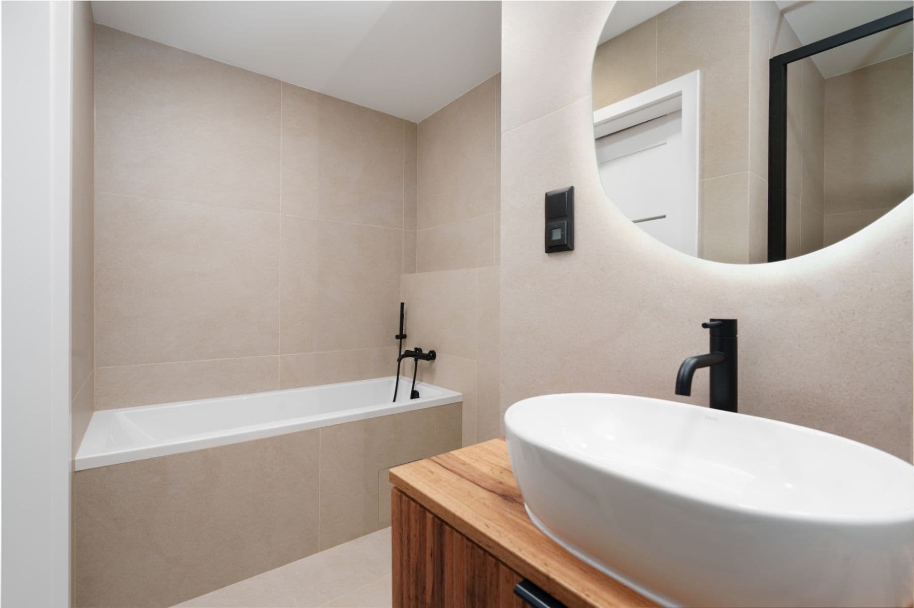 Prodej bytu 3+kk 75 m², Alfonse Muchy, Litoměřice, Ústecký kraj Prodej bytu 3+kk 75 m², Alfonse Muchy, Litoměřice, Ústecký kraj