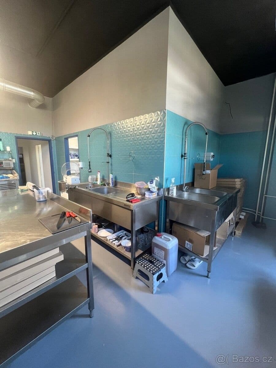 Prodej nebytového prostoru 81 m², Výškovická, Ostrava, Moravskoslezský kraj Prodej nebytového prostoru 81 m², Výškovická, Ostrava, Moravskoslezský kraj