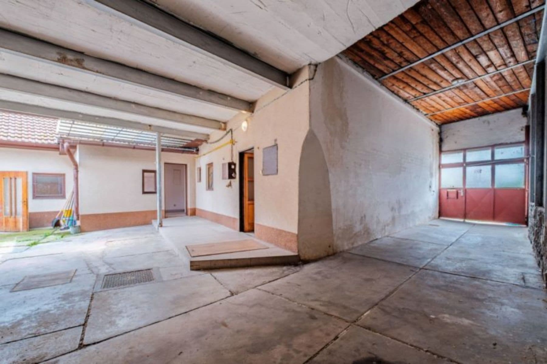 Prodej domu 115 m², pozemek 2.603 m², Zelená, Hradec Králové, Královéhradecký kraj Prodej domu 115 m², pozemek 2.603 m², Zelená, Hradec Králové, Královéhradecký kraj