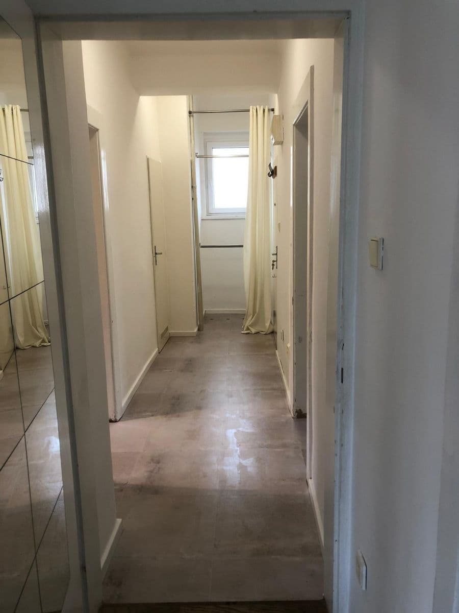 Pronájem bytu 3+1 80 m², Prvomájová, Praha, Praha Pronájem bytu 3+1 80 m², Prvomájová, Praha, Praha