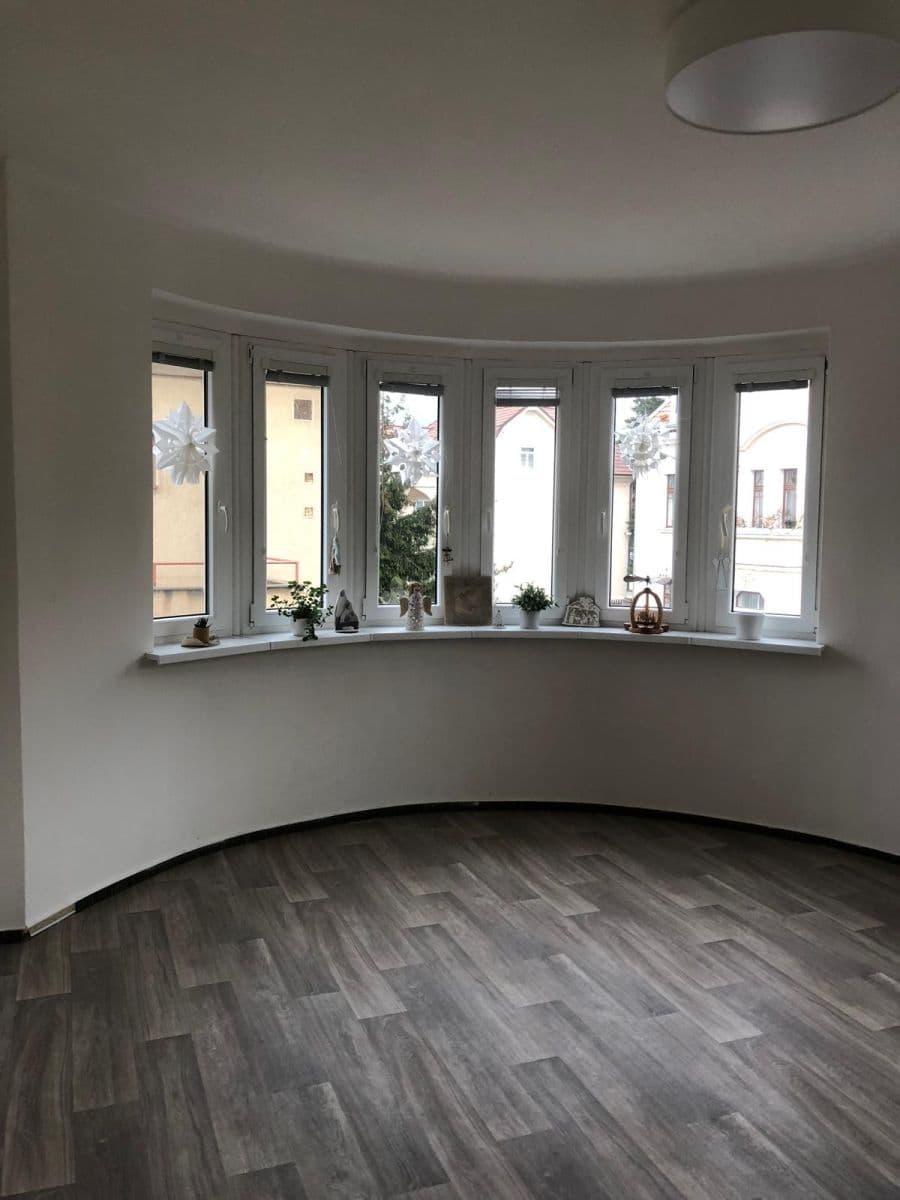 Pronájem bytu 3+1 80 m², Prvomájová, Praha, Praha Pronájem bytu 3+1 80 m², Prvomájová, Praha, Praha