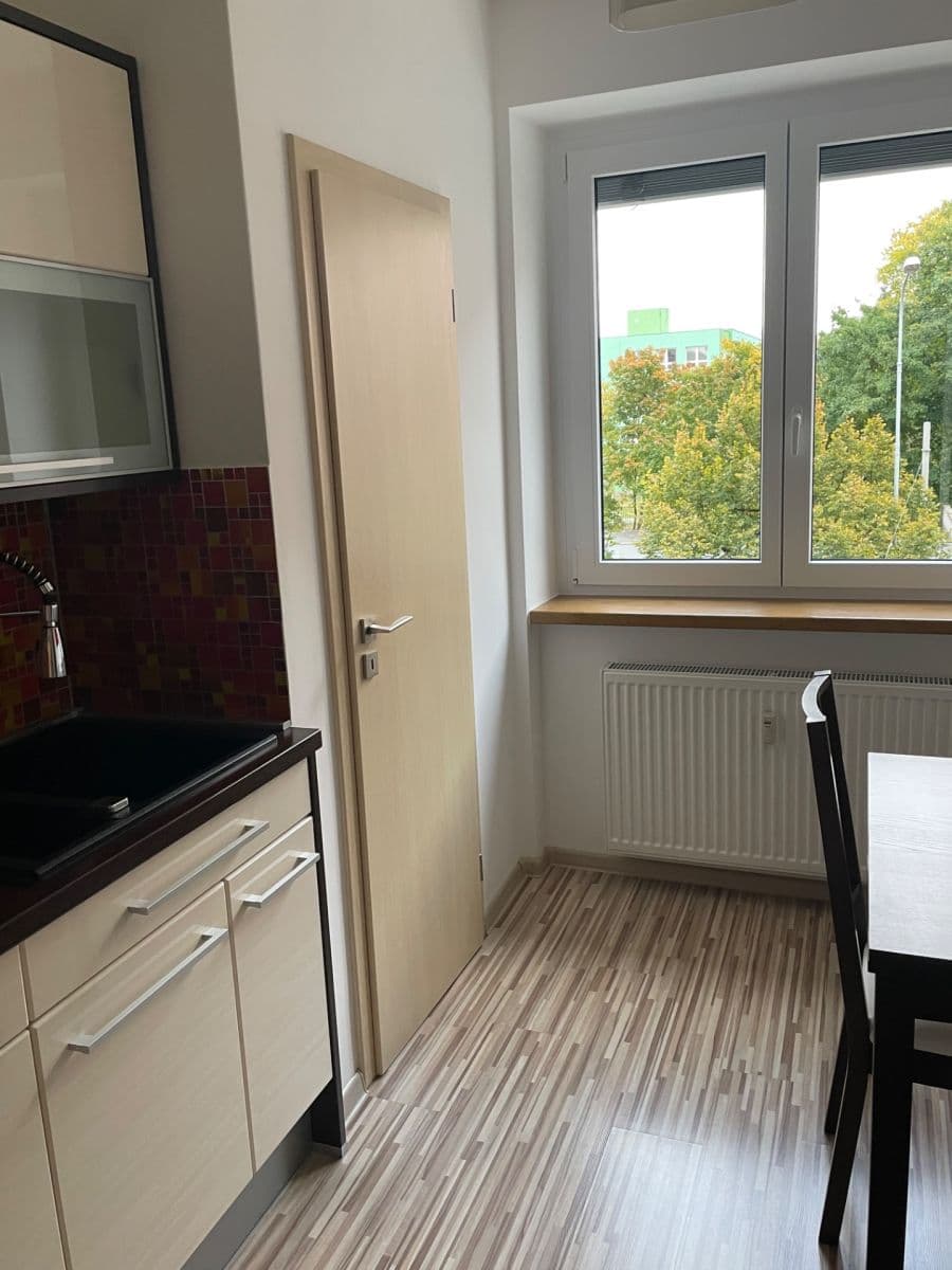 Pronájem bytu 1+1 42 m², Klatovská třída, Plzeň, Plzeňský kraj Pronájem bytu 1+1 42 m², Klatovská třída, Plzeň, Plzeňský kraj